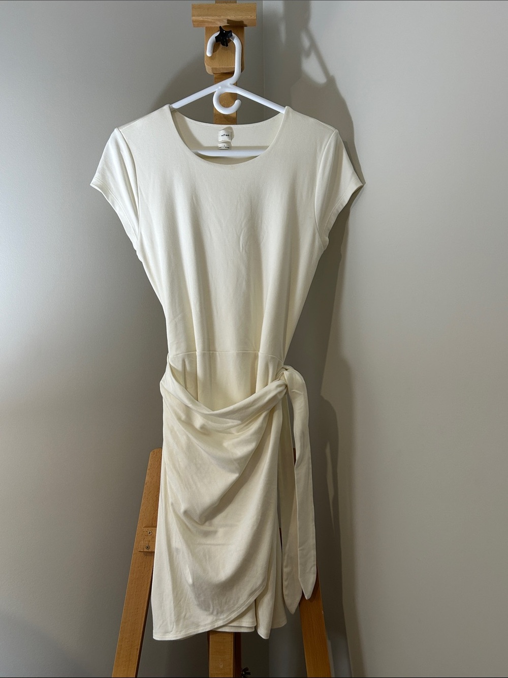 Wilfred Lune Mini Wrap Dress in Light Birch (Cream)